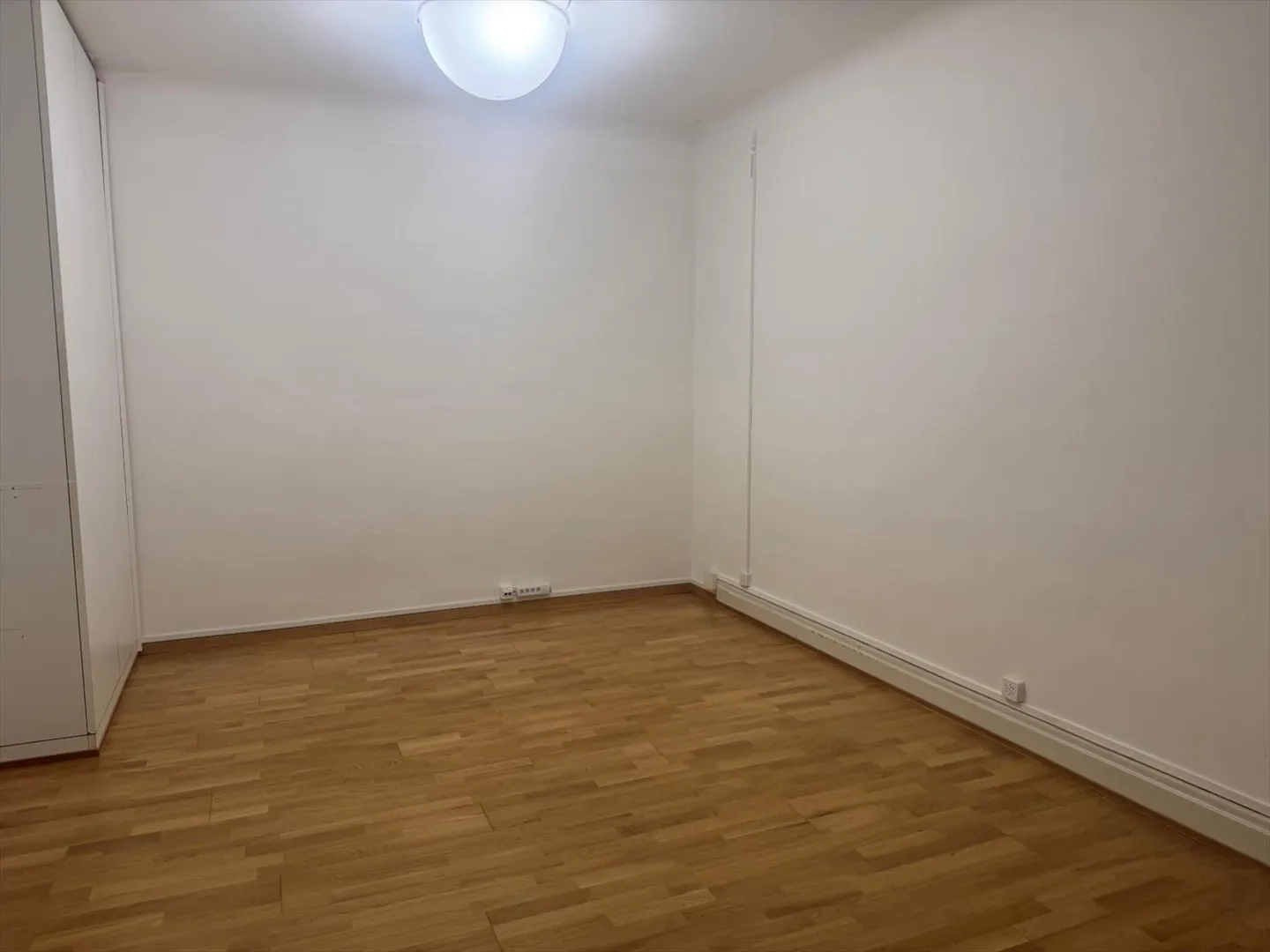 Office space for rent - Photo 2 of 5