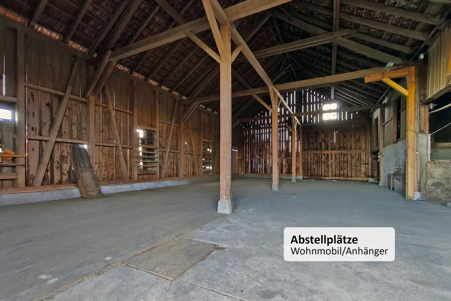 Seasonal Parking Spaces for Motorhomes & Trailers - Photo 4 of 6