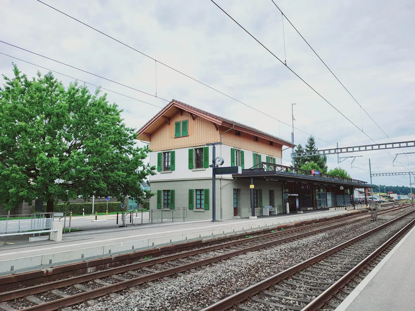 Spazio commerciale alla stazione di Hindelbank - Foto 1 di 8