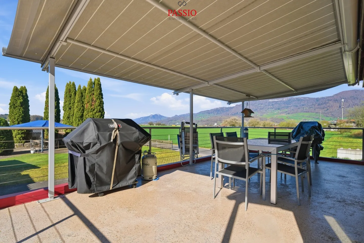 Charming Family Home with Views - Photo 2 of 33