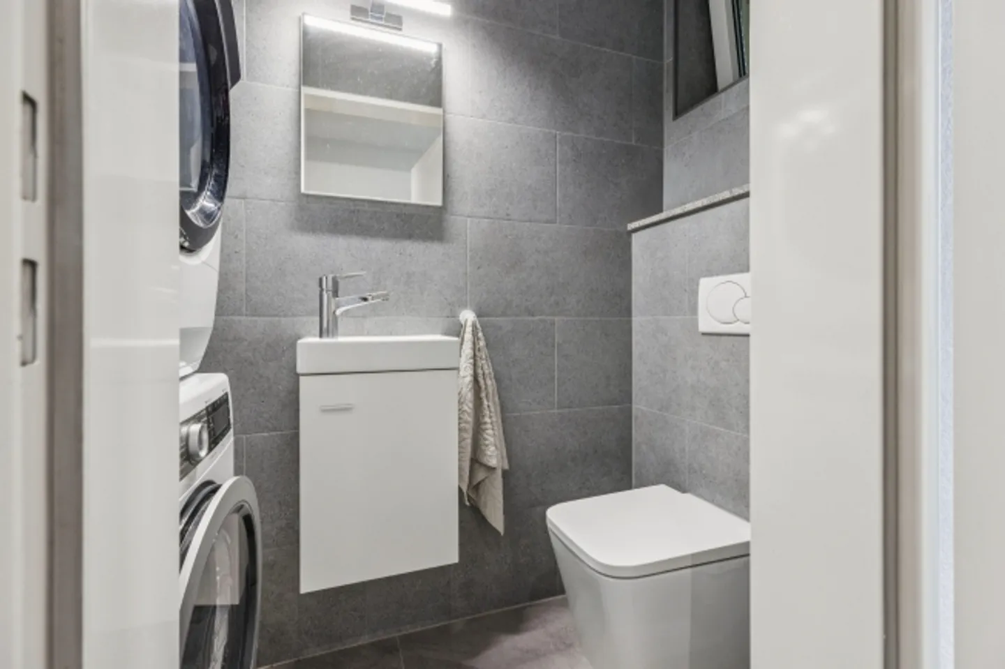 Modern 3.5-room garden apartment – Stylish, renovated & Minergie-efficient - Photo 11 of 13