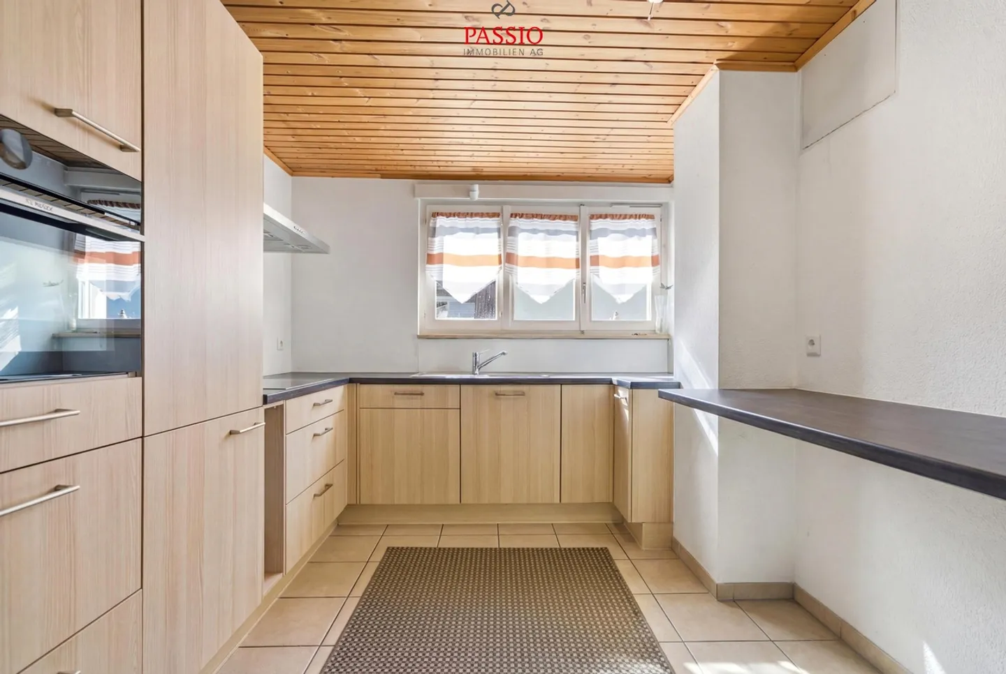 Charming Family Home with Views - Photo 11 of 33