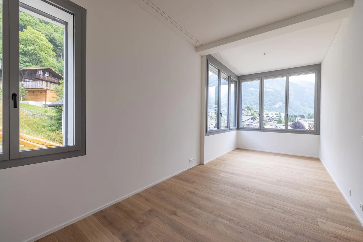 Exclusive Apartment - Elegance Meets Alpine Idyll - Photo 6 of 12