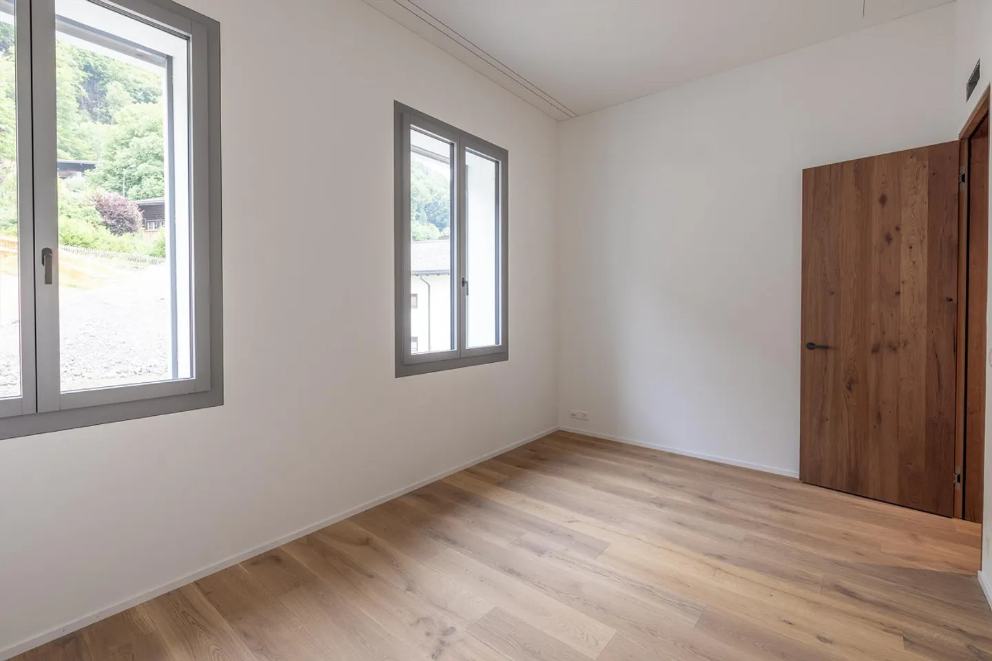 Exclusive Apartment - Elegance Meets Alpine Idyll - Photo 8 of 12