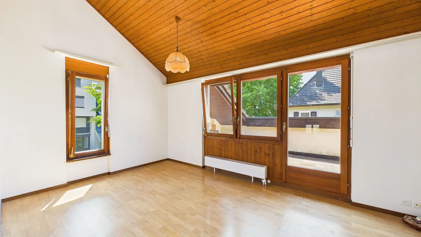 Charming 4.5-room semi-detached house with new kitchen, garden and fireplace - Photo 7 of 18