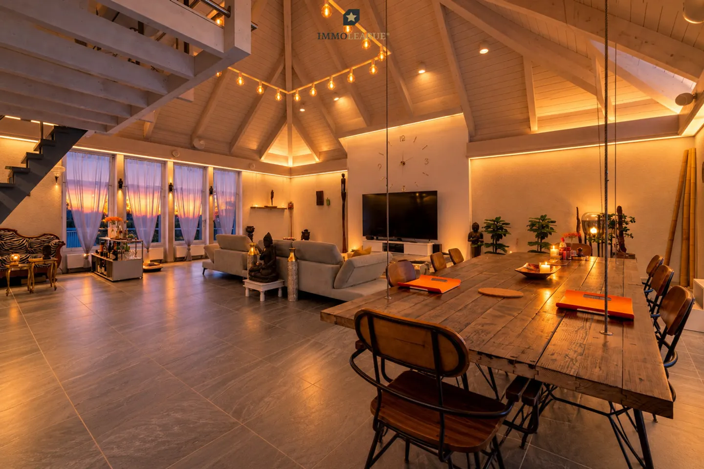 Exclusive Loft with Impressive Ceiling Height, Open Living Concept and - Photo 1 of 13