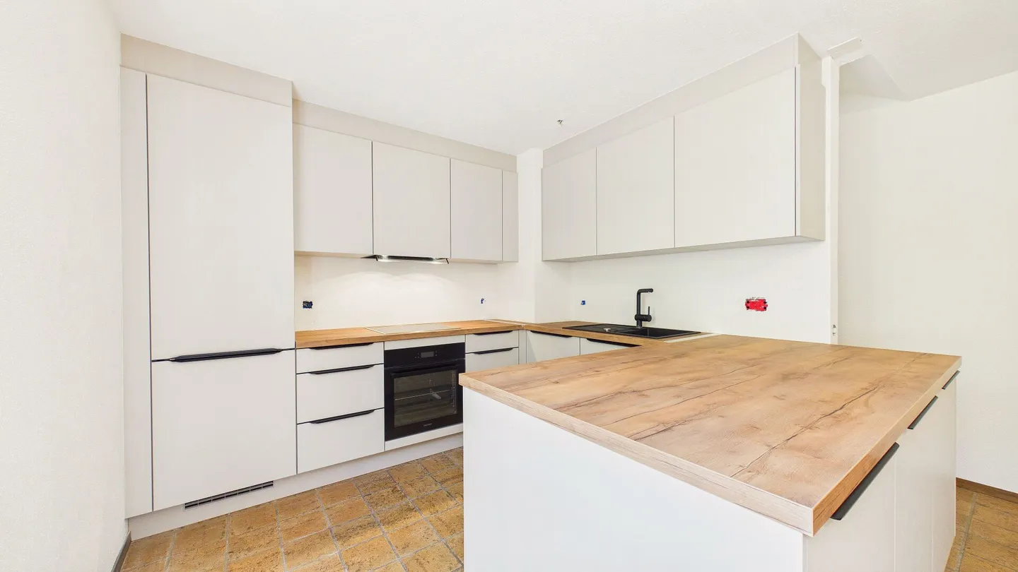Charming 4.5-room semi-detached house with new kitchen, garden and fireplace - Photo 6 of 18