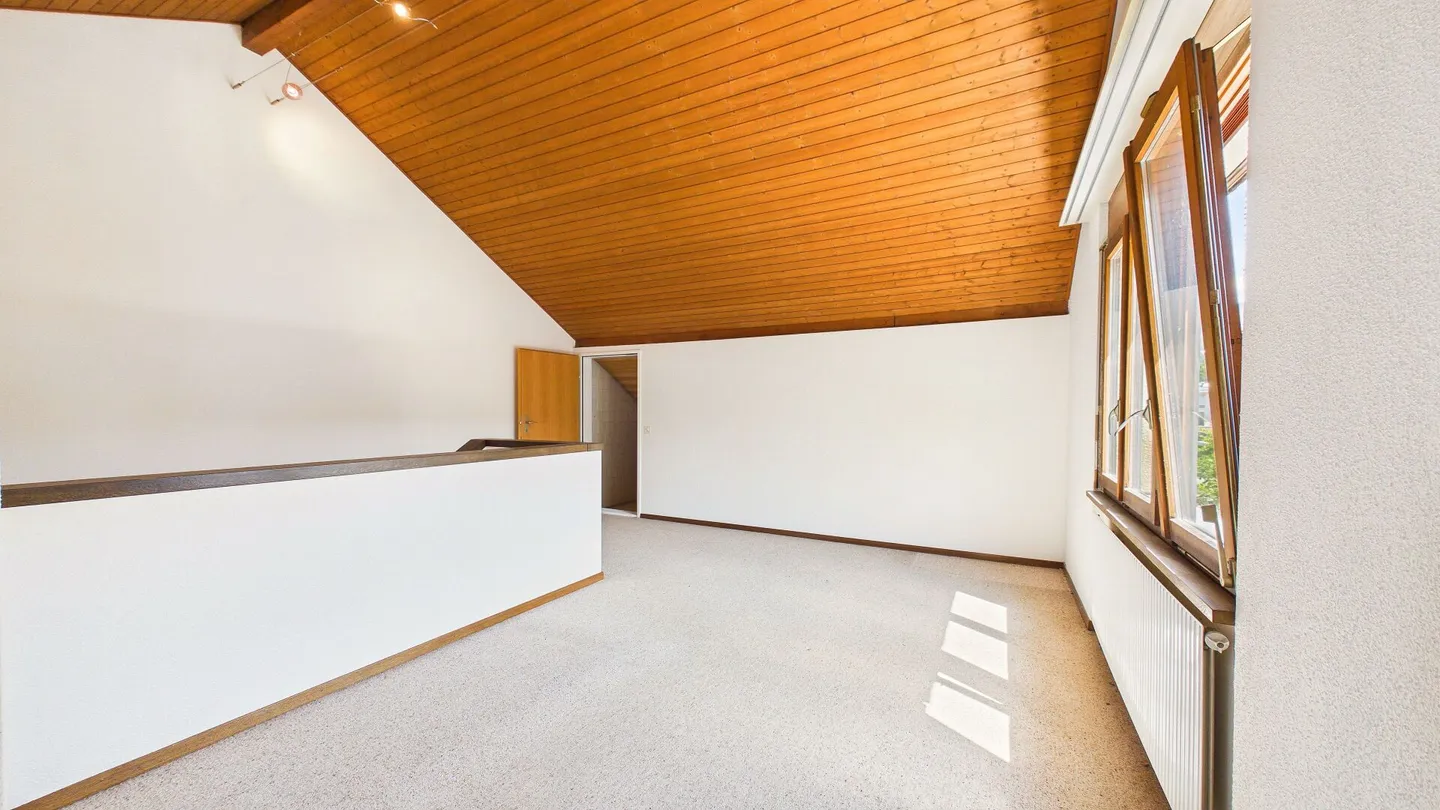 Charming 4.5-room semi-detached house with new kitchen, garden and fireplace - Photo 10 of 18