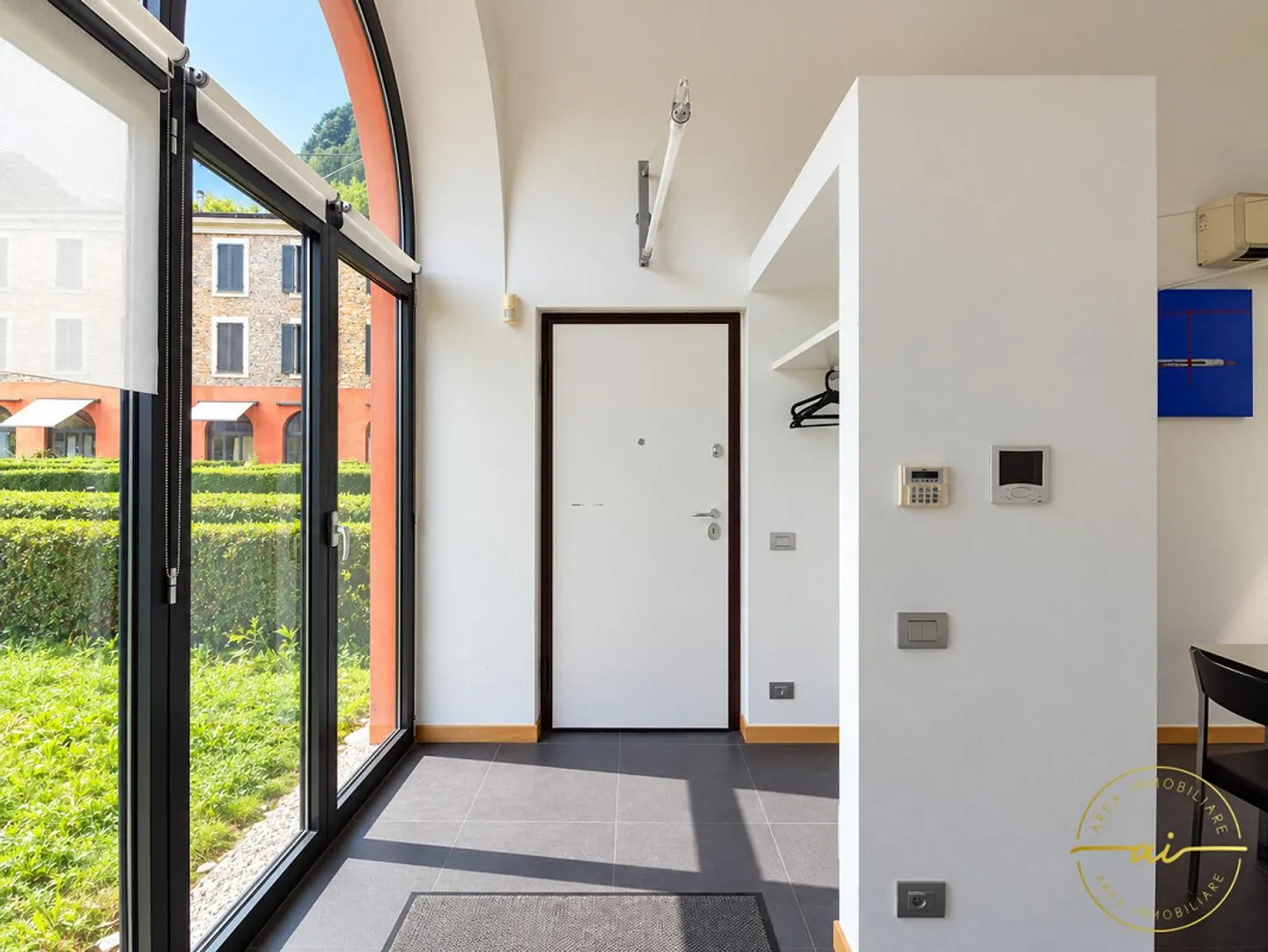 Elegant Office in Melano - Photo 3 of 13
