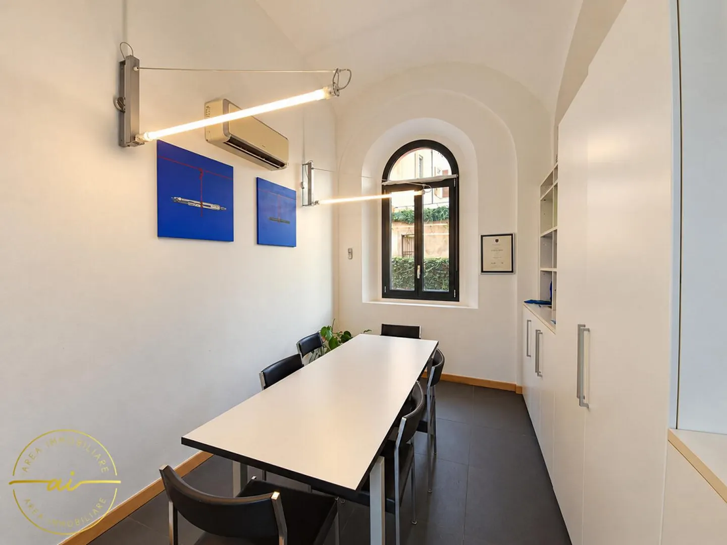 Elegant Office in Melano - Photo 4 of 13