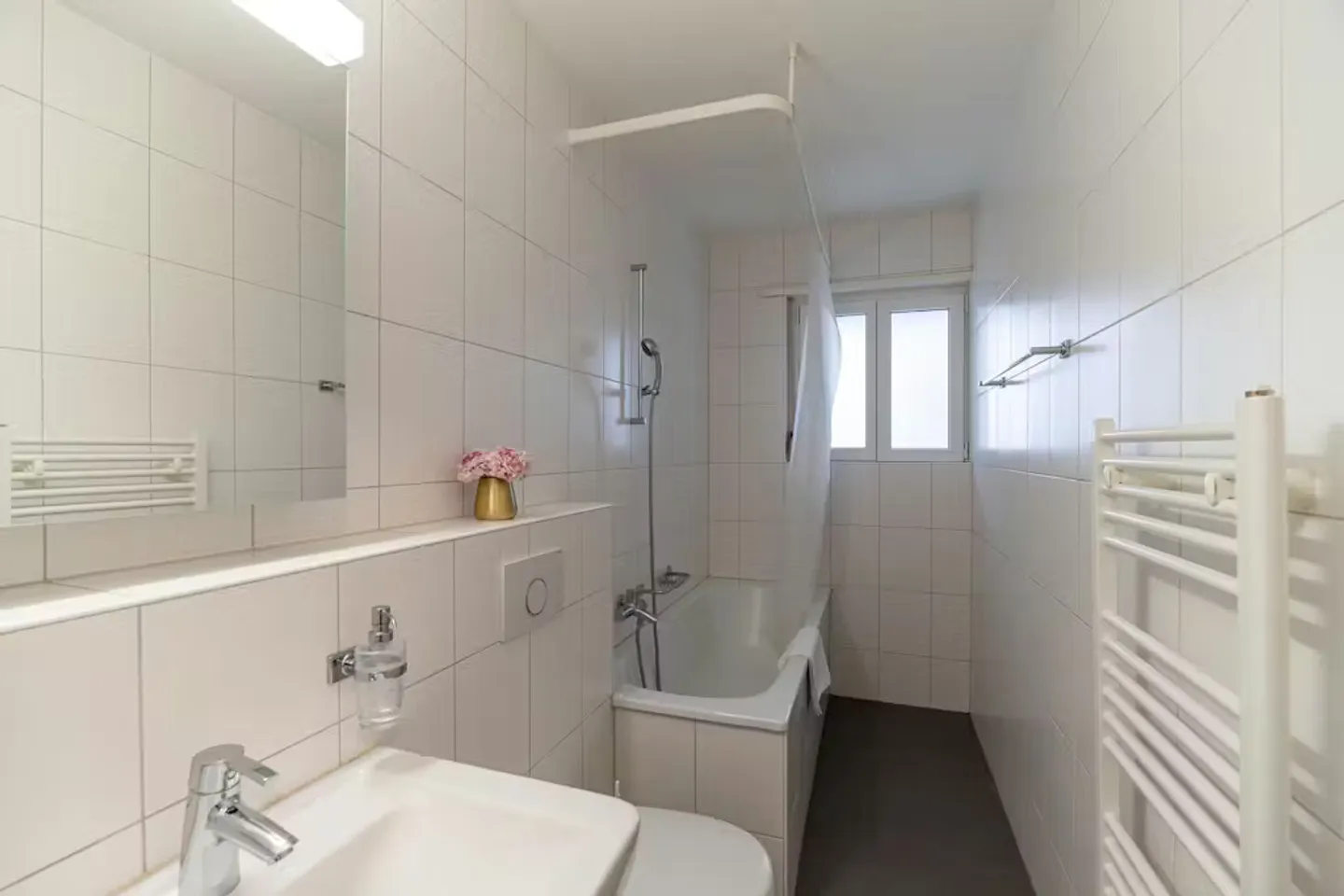 Charmante Wohnung in Zürich - Foto 2 von 10