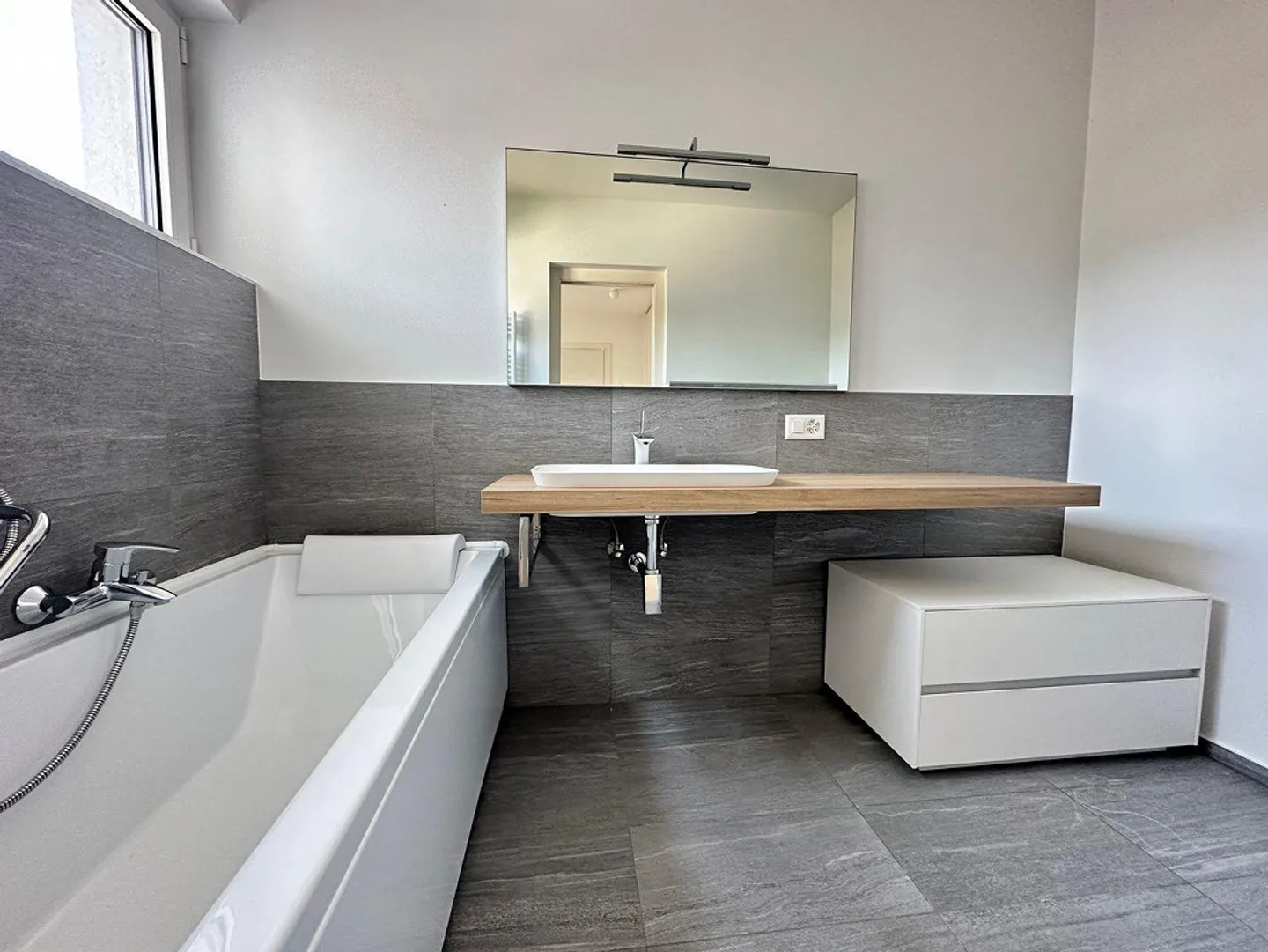 Luxuswohnung mit Grosser Terrasse - Foto 13 von 15