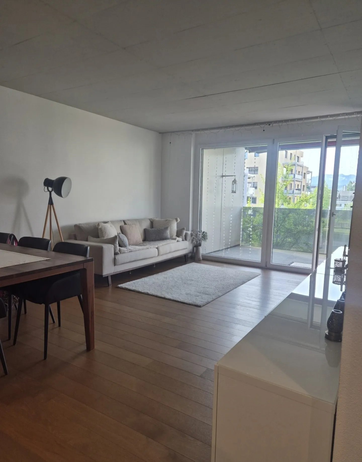 Appartement moderne dans un emplacement central recherche un nouveau locataire - Photo 2 sur 6