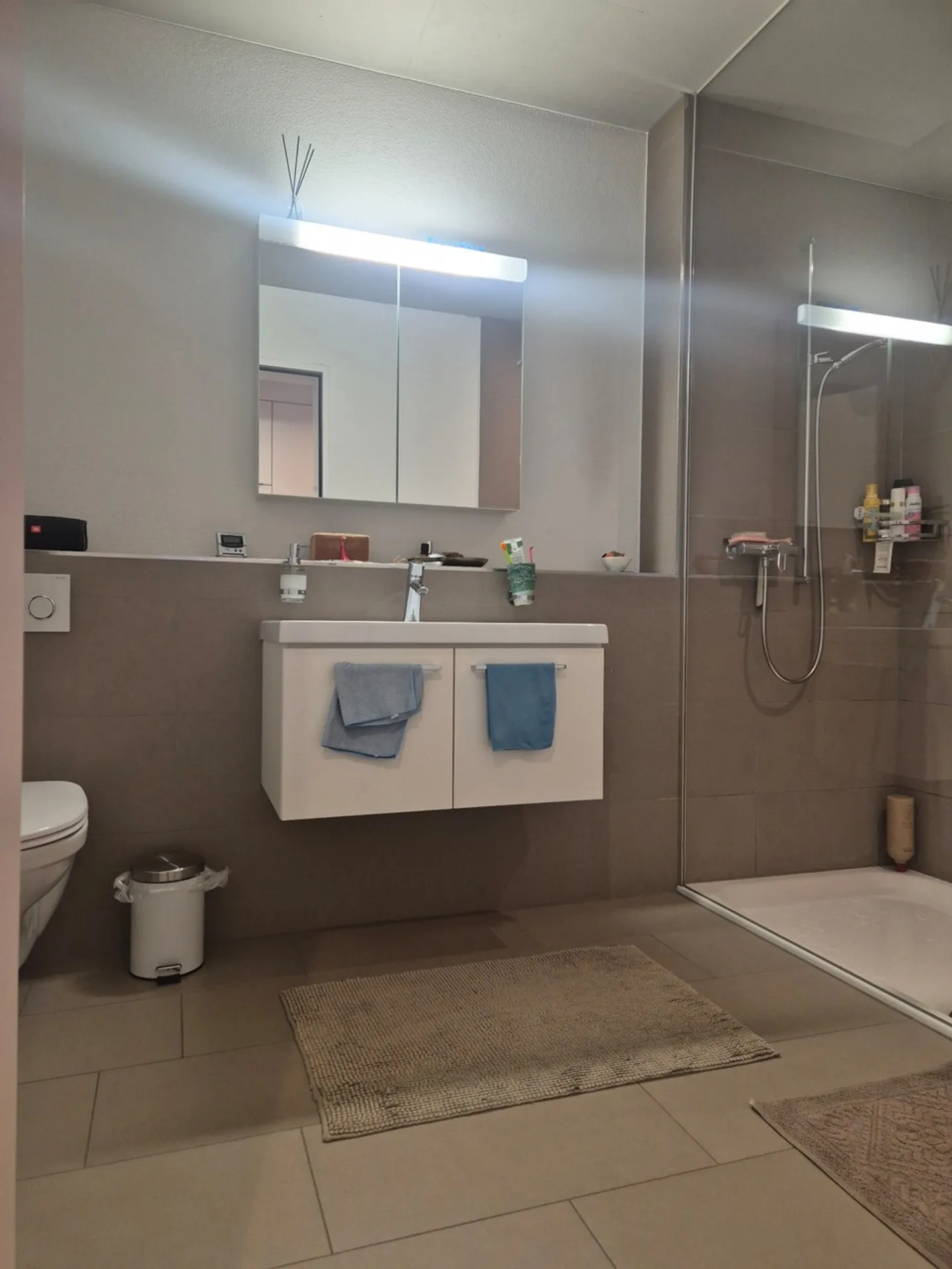 Appartement moderne dans un emplacement central recherche un nouveau locataire - Photo 4 sur 6