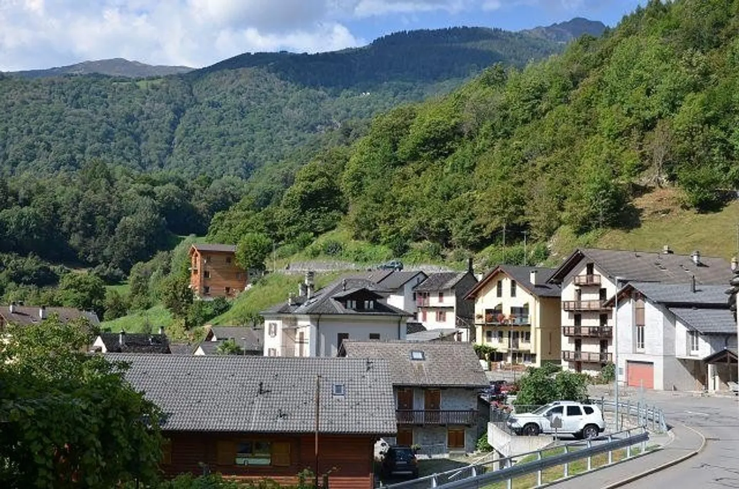 Chalet Charmant en Emplacement Ensoleillé - Photo 19 sur 26