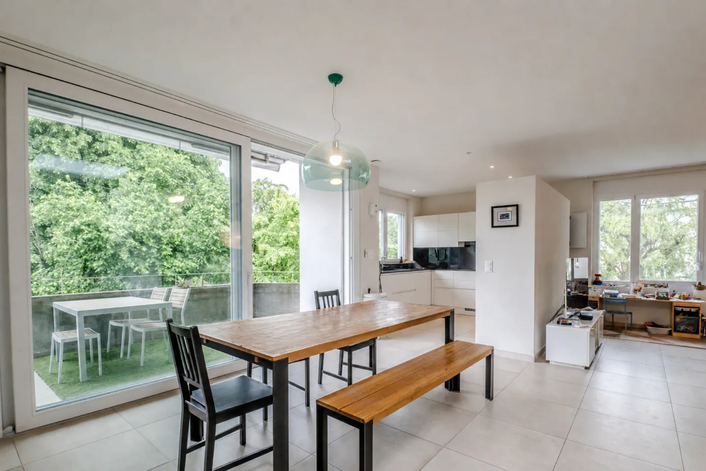 Appartement spacieux dans un quartier calme - Photo 1 sur 9