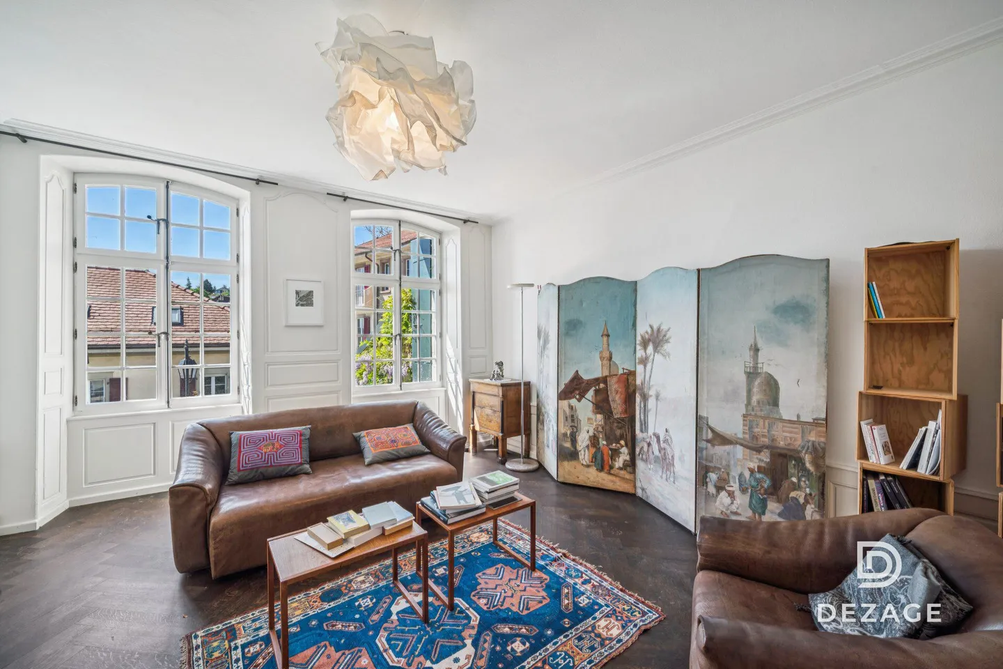 Sumptuous mansion in Orbe with two apartments, with city garden and absolute calm - Photo 3 of 13