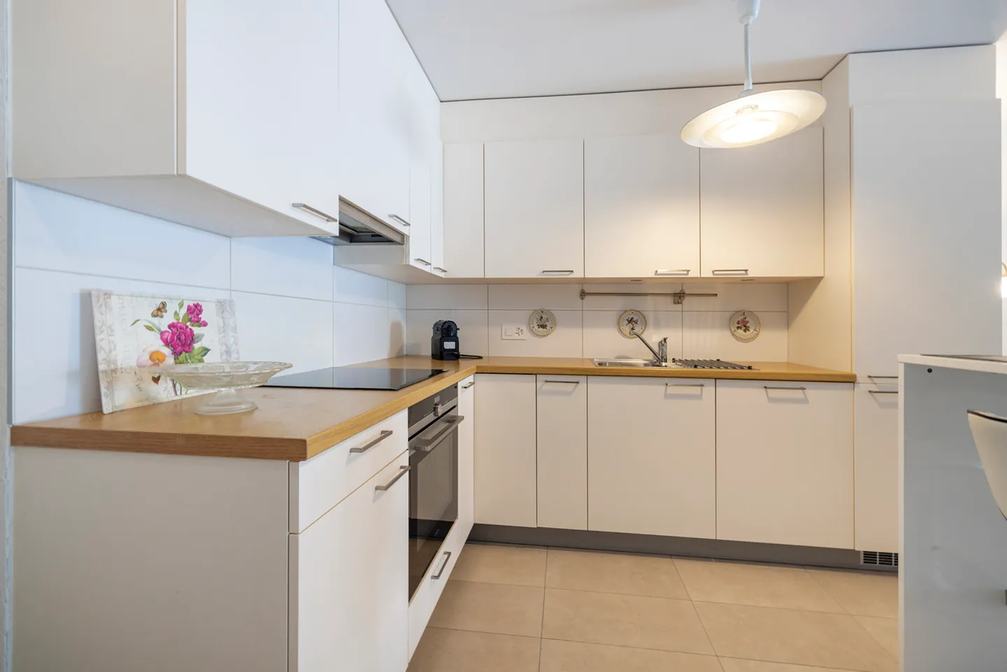 Apartment with 3.5 rooms in the heart of the village - Photo 4 of 12