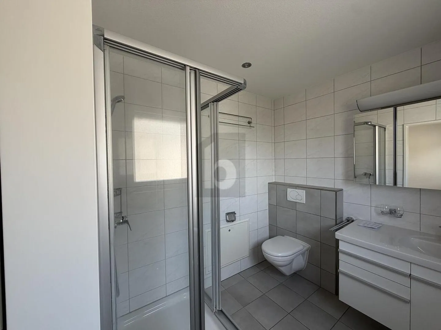 Bright 4.5-Room Apartment - Photo 5 of 6