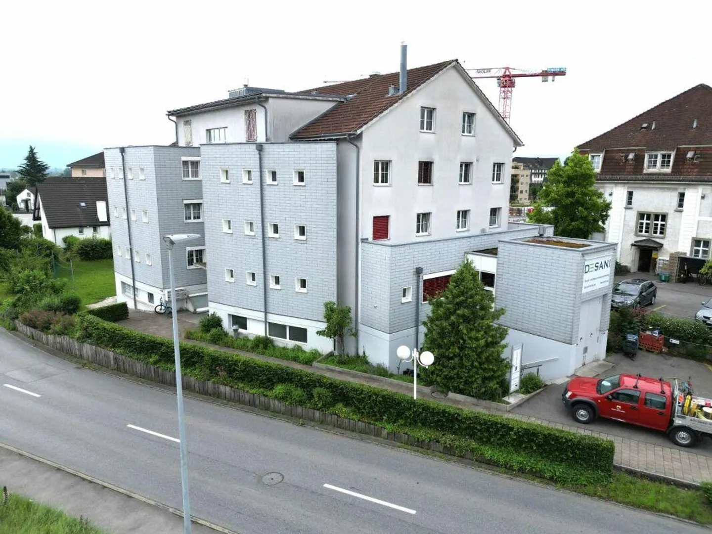 Practical Office Spaces Near the Train Station in Altstätten - Photo 1 of 11