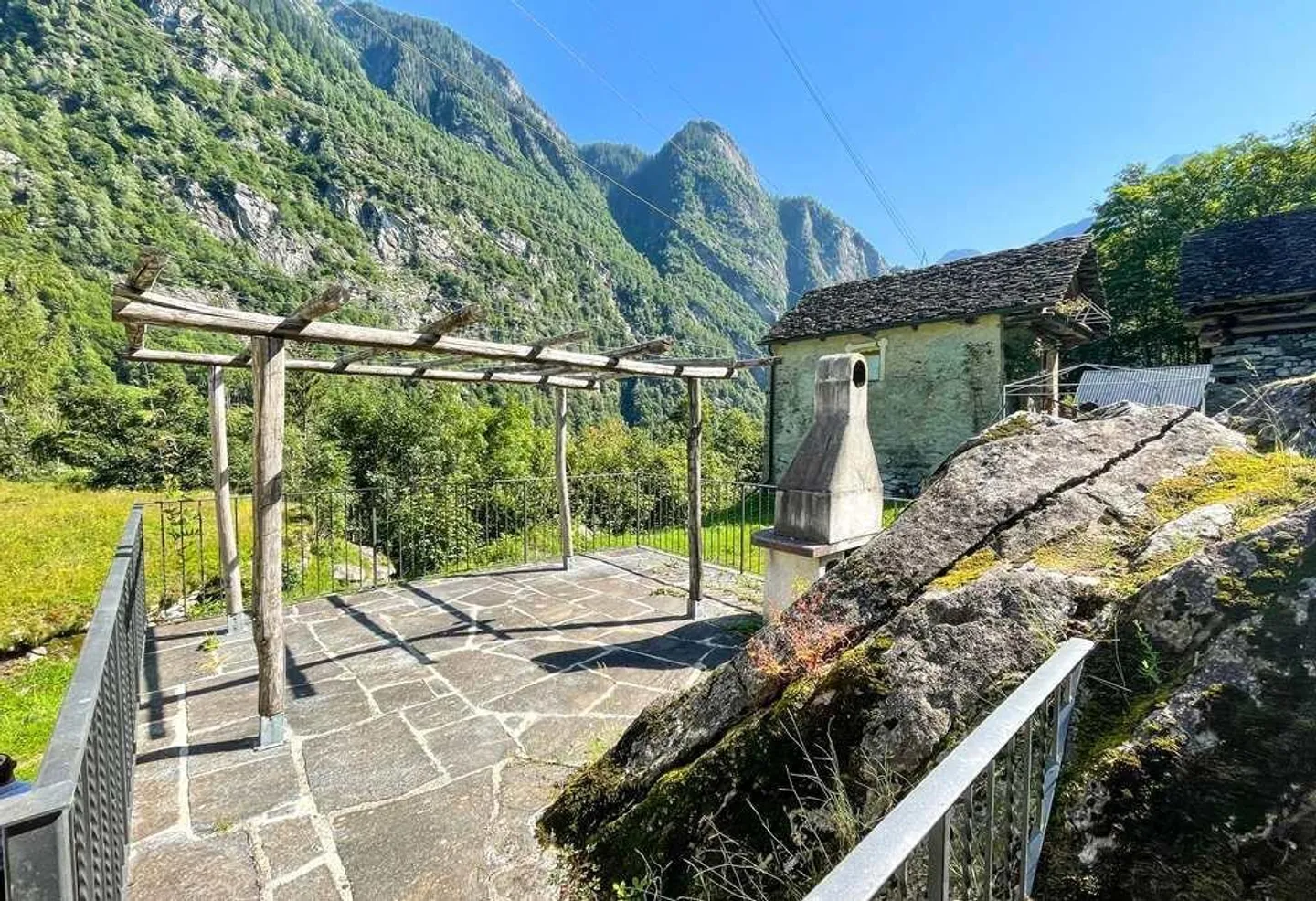 Belle maison rustique avec une maison rustique à rénover à ... - Photo 3 sur 22