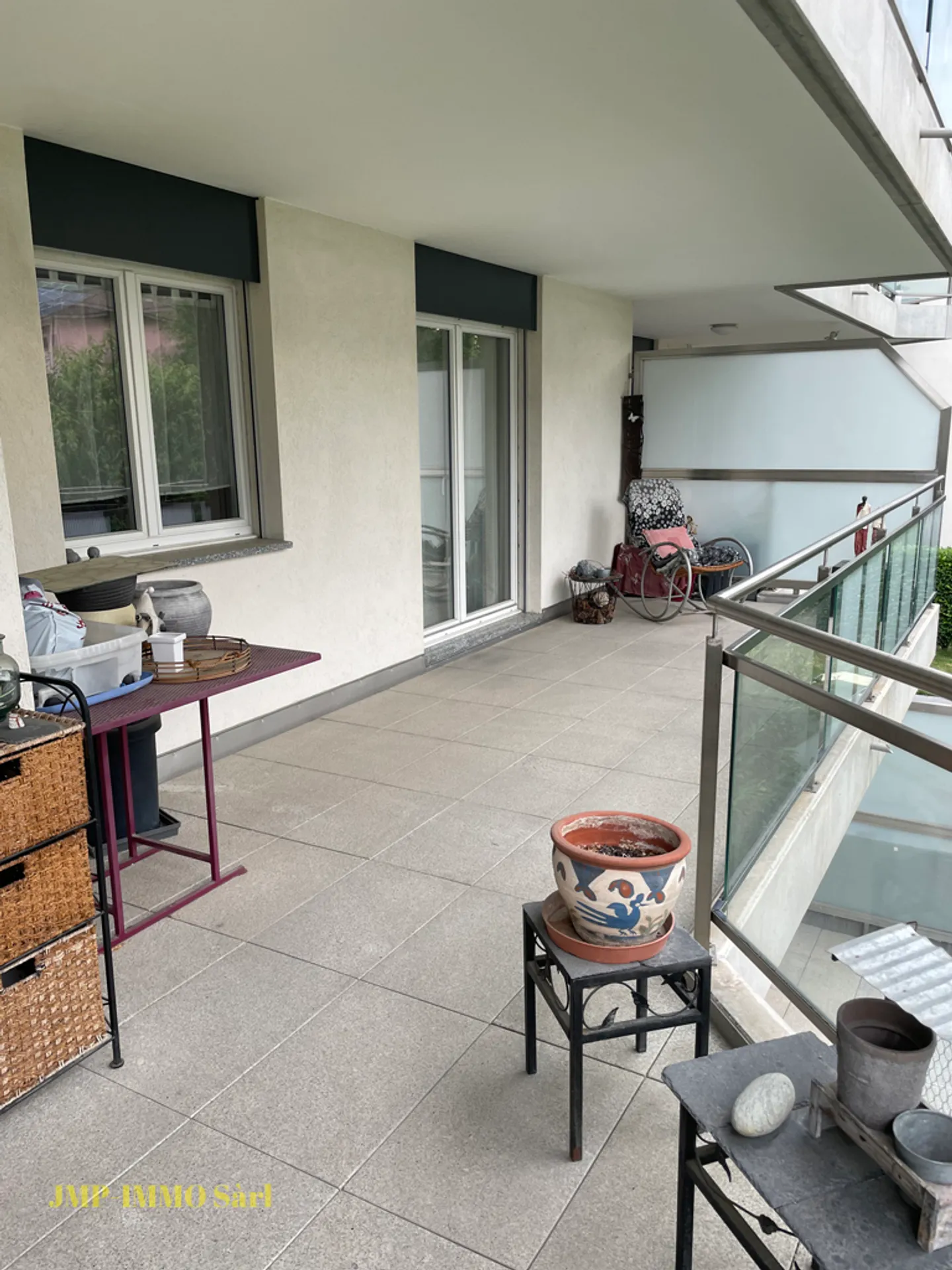 Très bel appartement de 3.5 pièces avec terrasse et places de parc - Foto 13 di 19