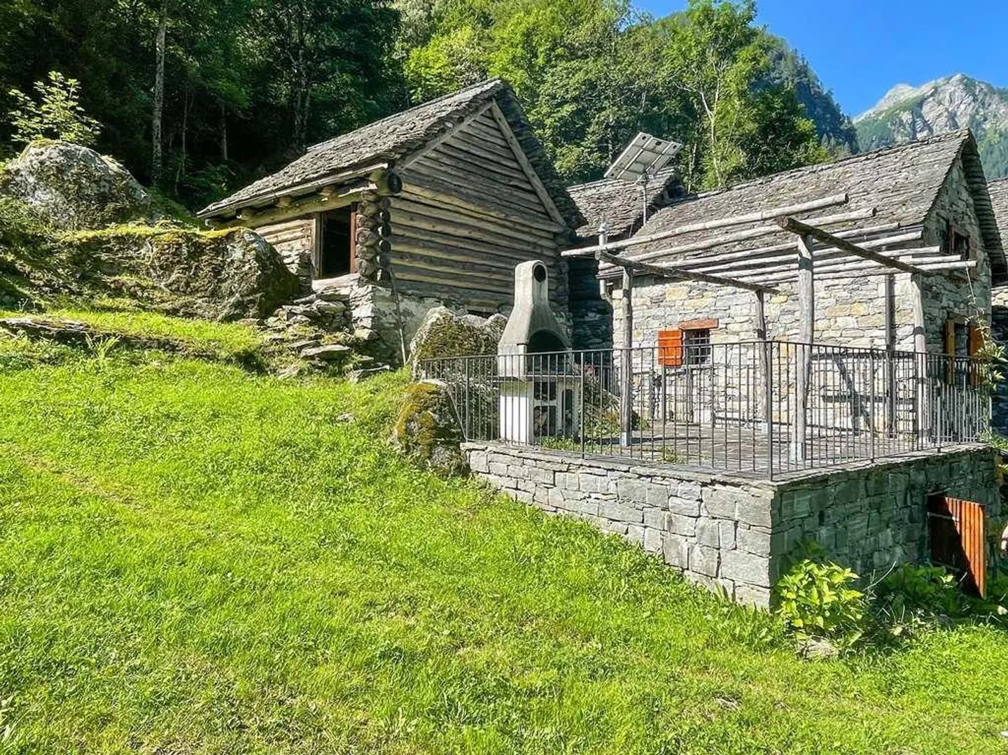 Belle maison rustique avec une maison rustique à rénover à ... - Photo 2 sur 22