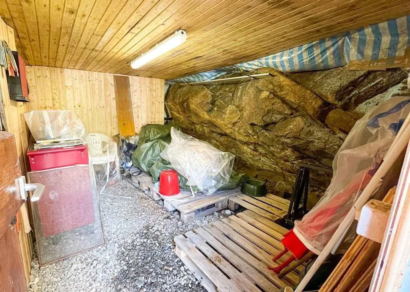 Belle maison rustique avec une maison rustique à rénover à ... - Photo 10 sur 22