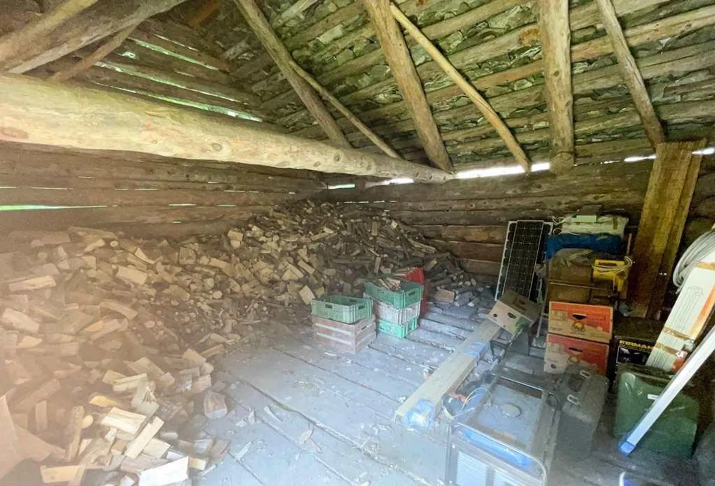 Belle maison rustique avec une maison rustique à rénover à ... - Photo 15 sur 22