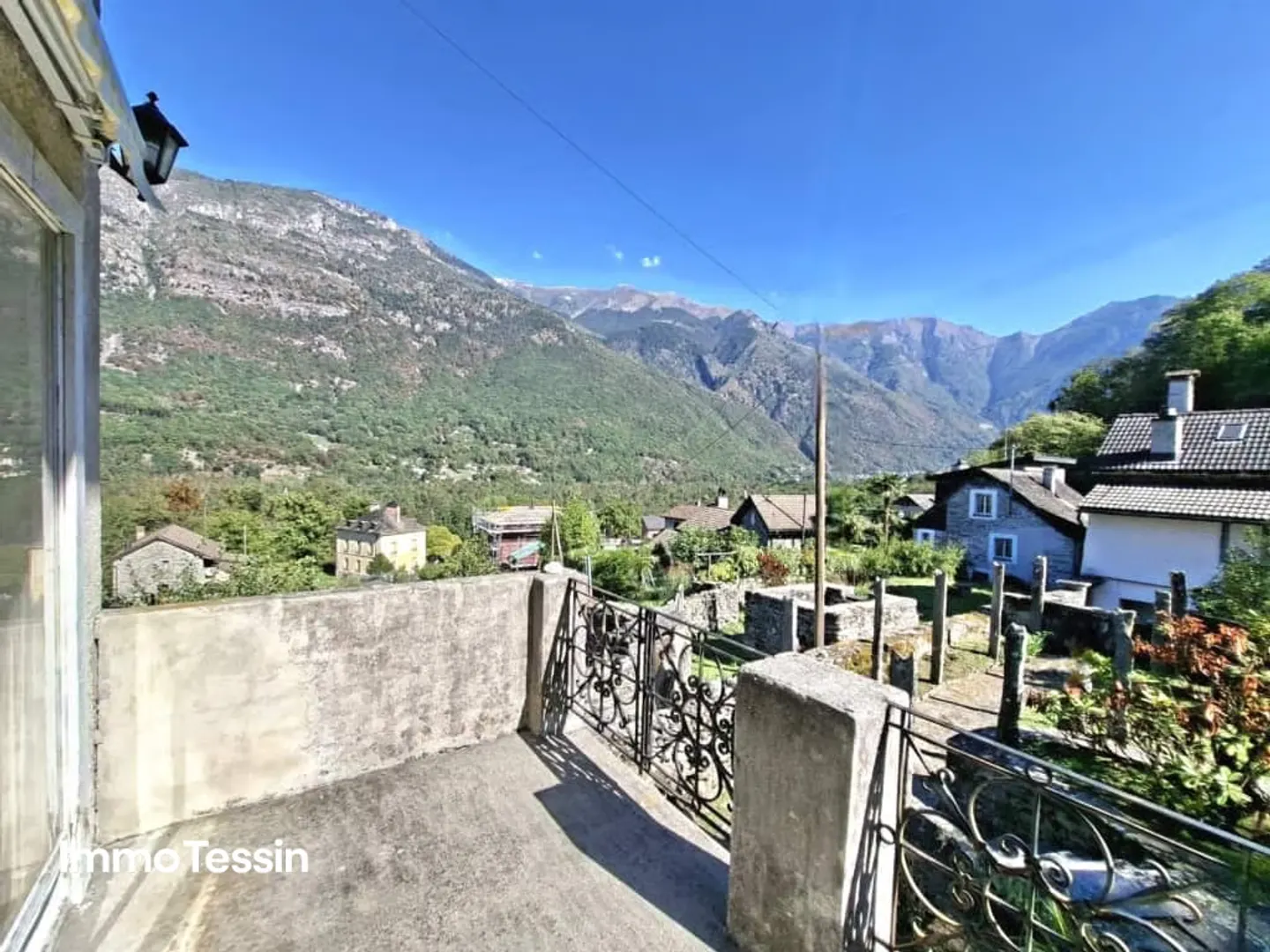 Maggiatal : Charmante et grande maison rustique avec jardin de rêve et vue panoramique sur le Maggiatal - Photo 6 sur 13
