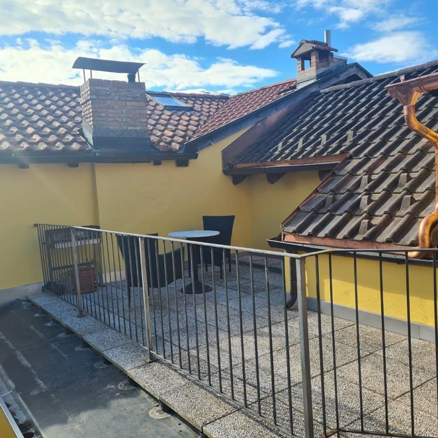 Attique romantique de 4 ½ pièces, dans le village - Photo 4 sur 5