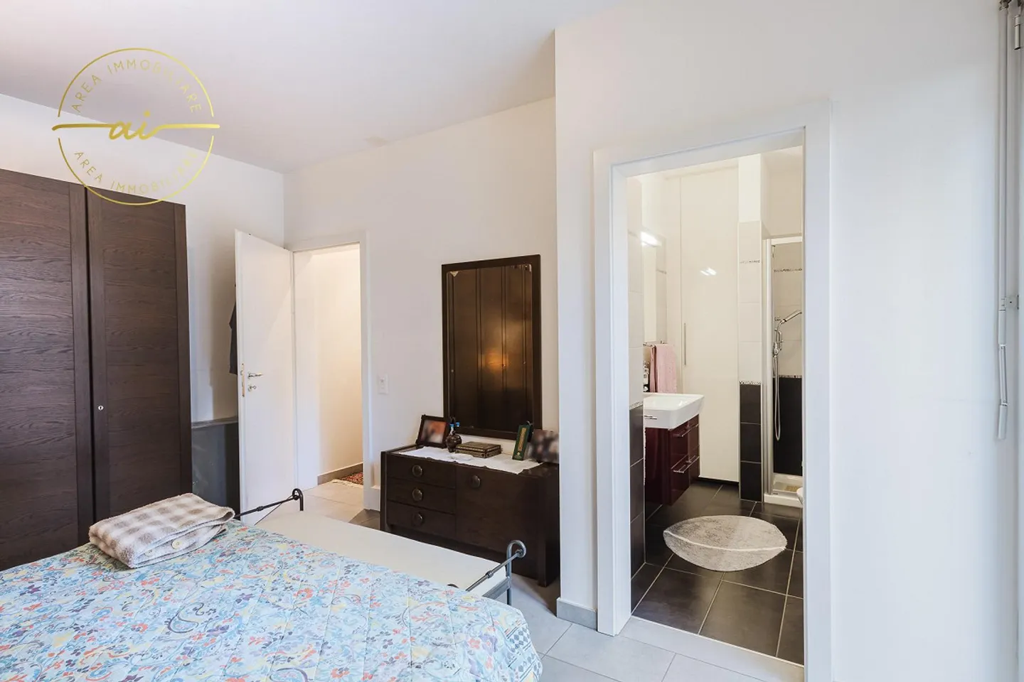 Comfortable 3.5-room apartment with garden in Lugano - Photo 7 of 13