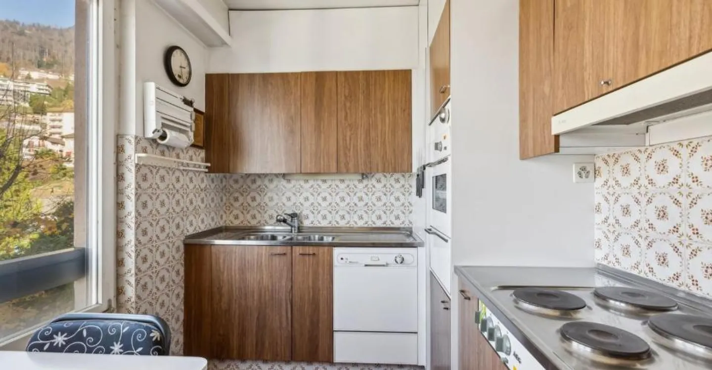 Appartement à rénover avec vue sur le lac - Photo 8 sur 12