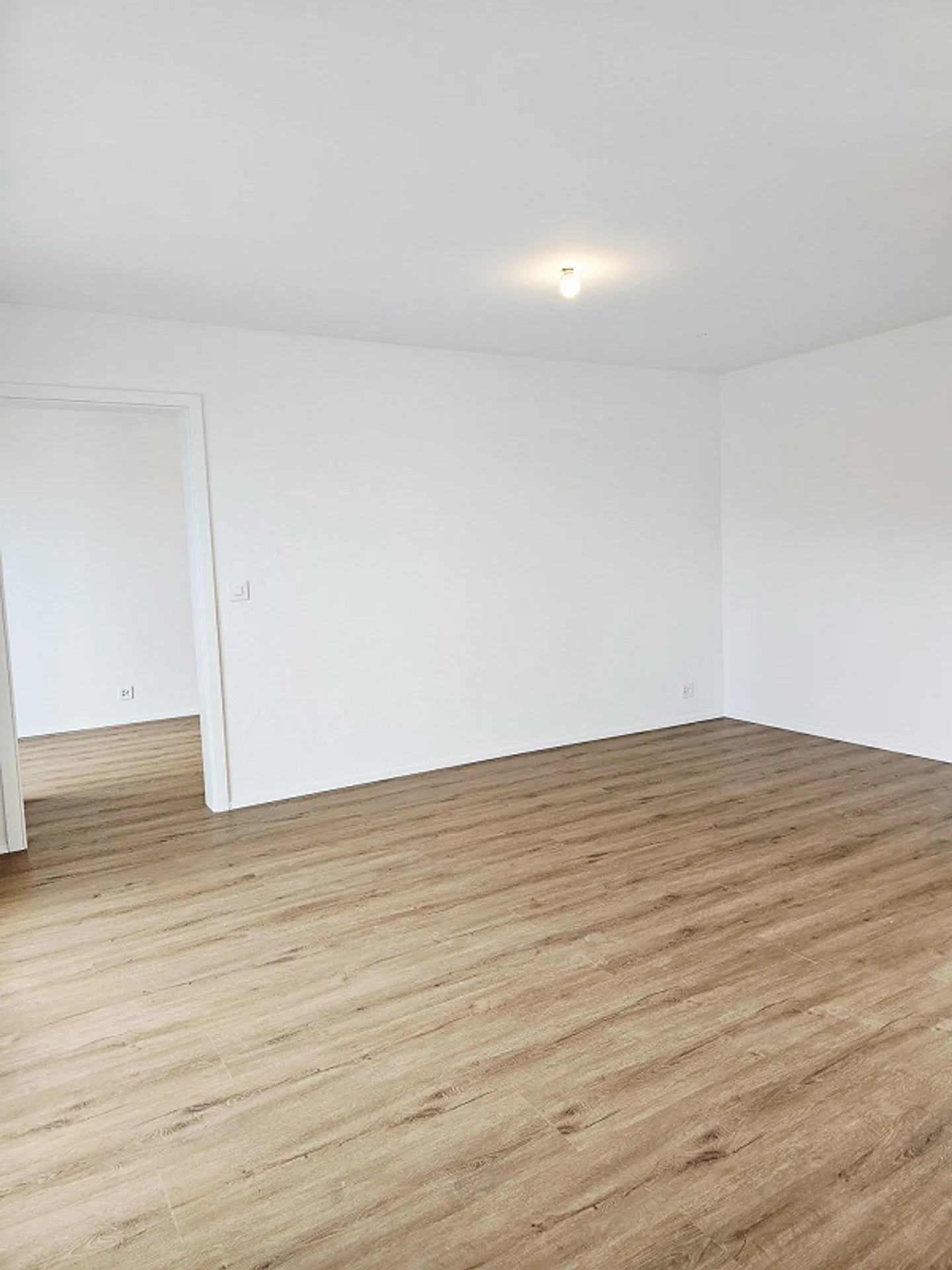 Prima occupazione con posizione perfetta - Appartamento 3.5 locali (502/505) - Foto 6 di 14