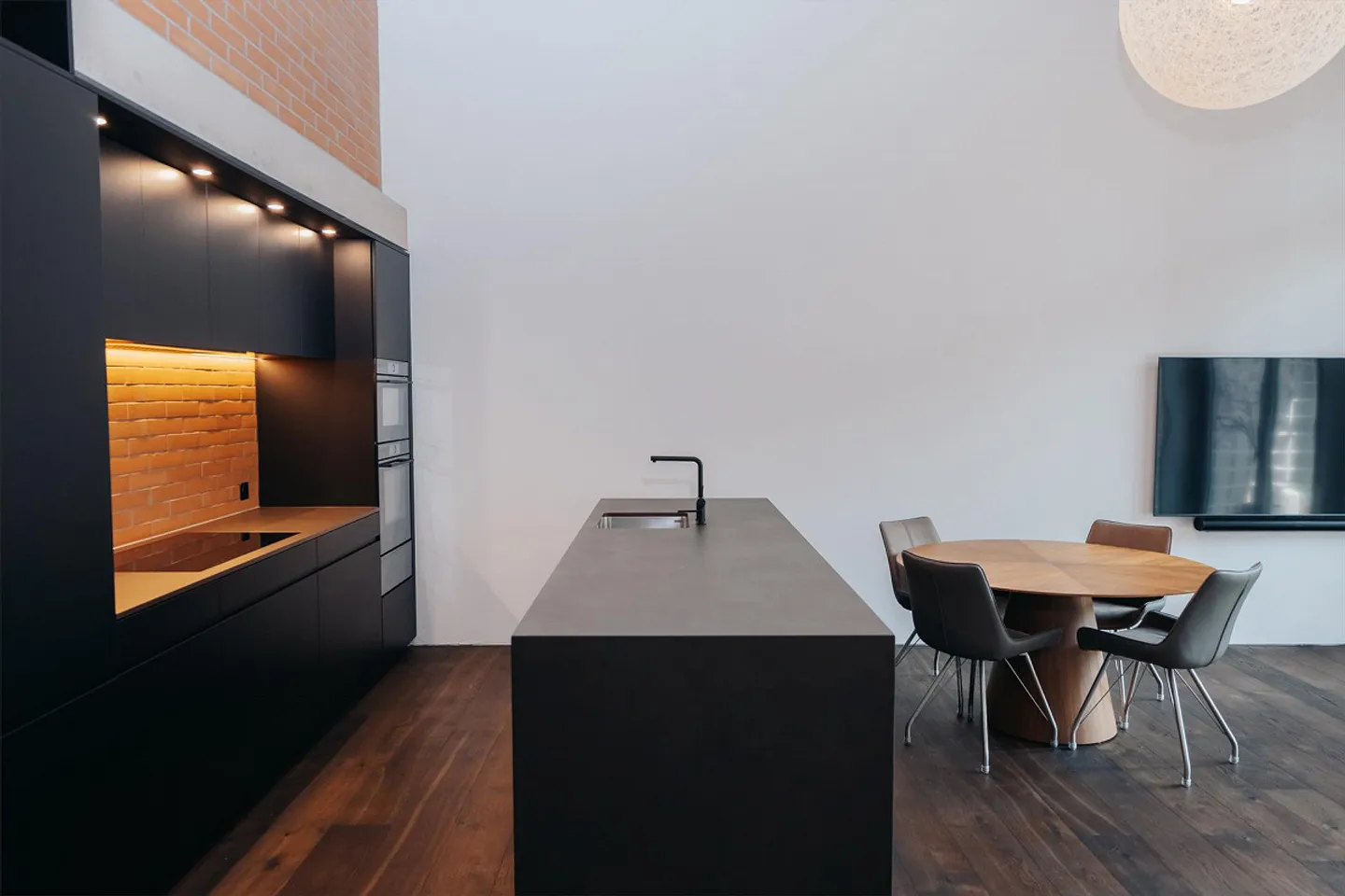 Loft premium esclusivo di 3,5 stanze sulla Lorze – Papieri Cham (arredato) - Foto 3 di 14