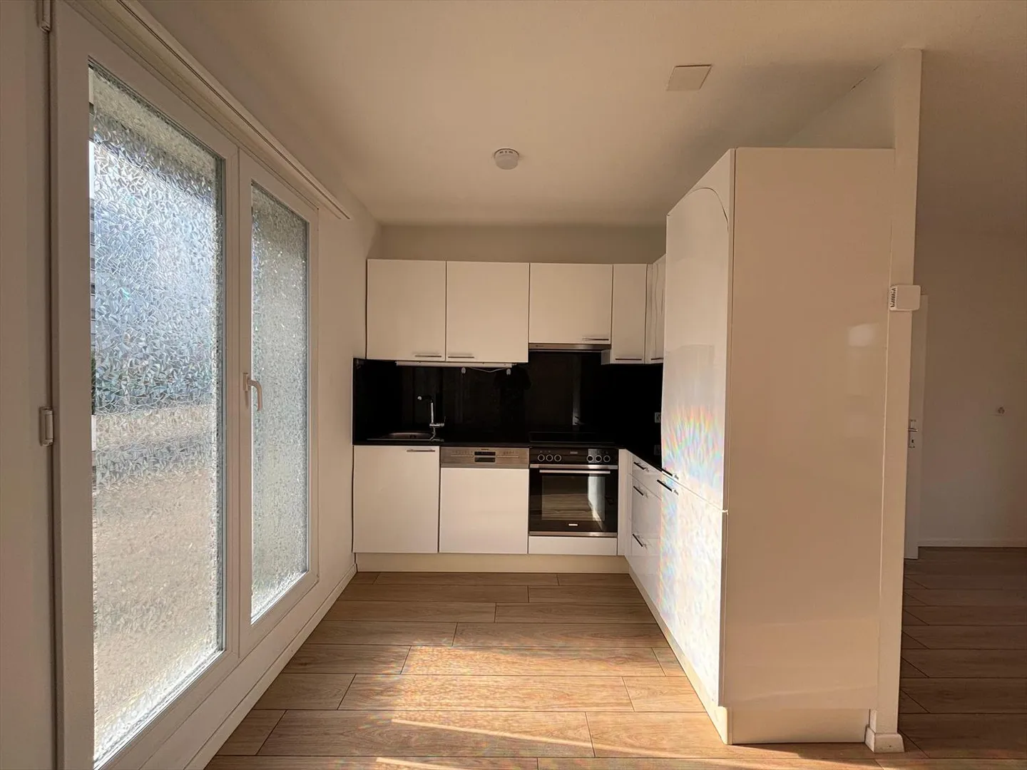 Apartment - Photo 4 of 13