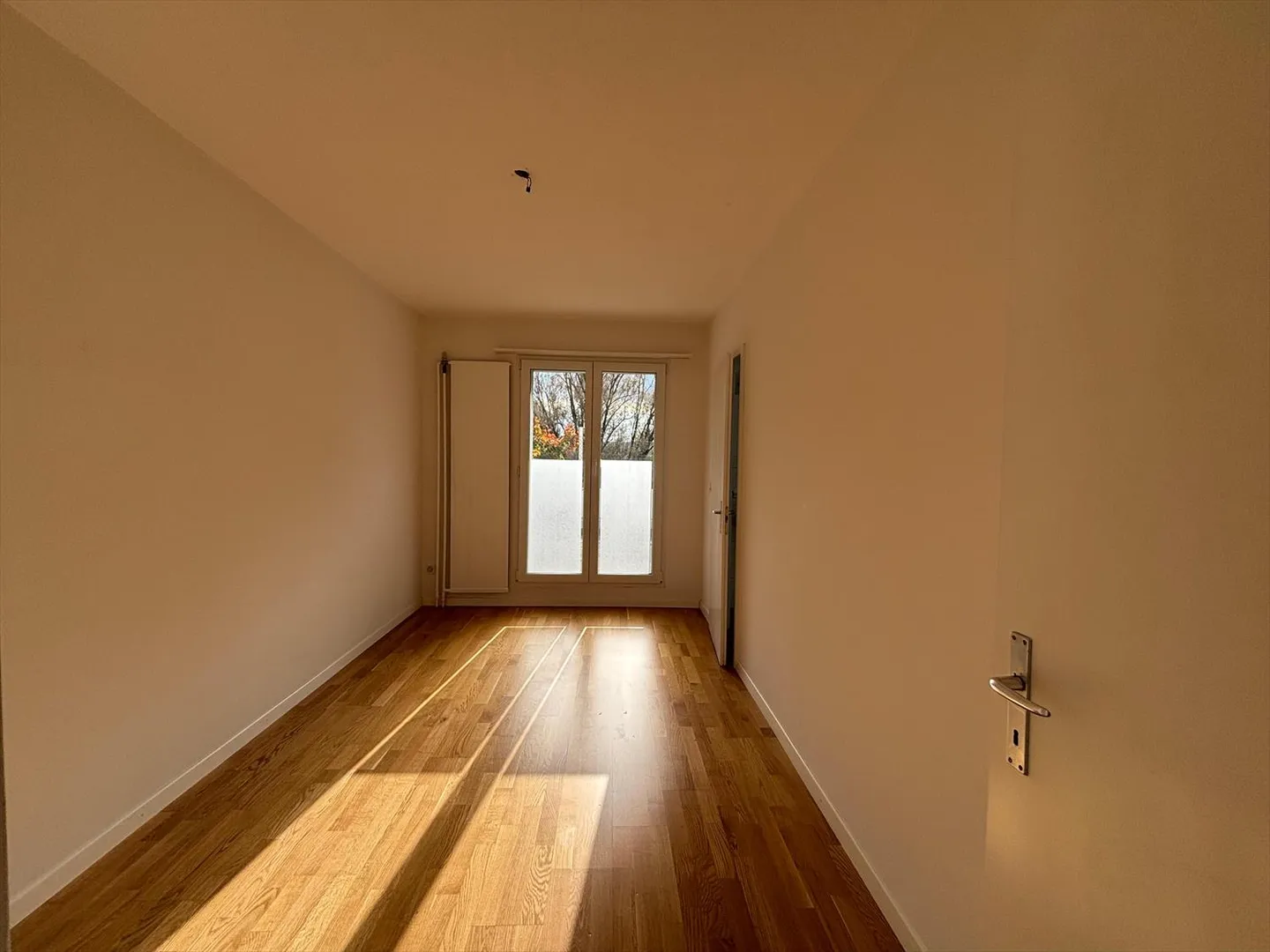 Apartment - Photo 7 of 13