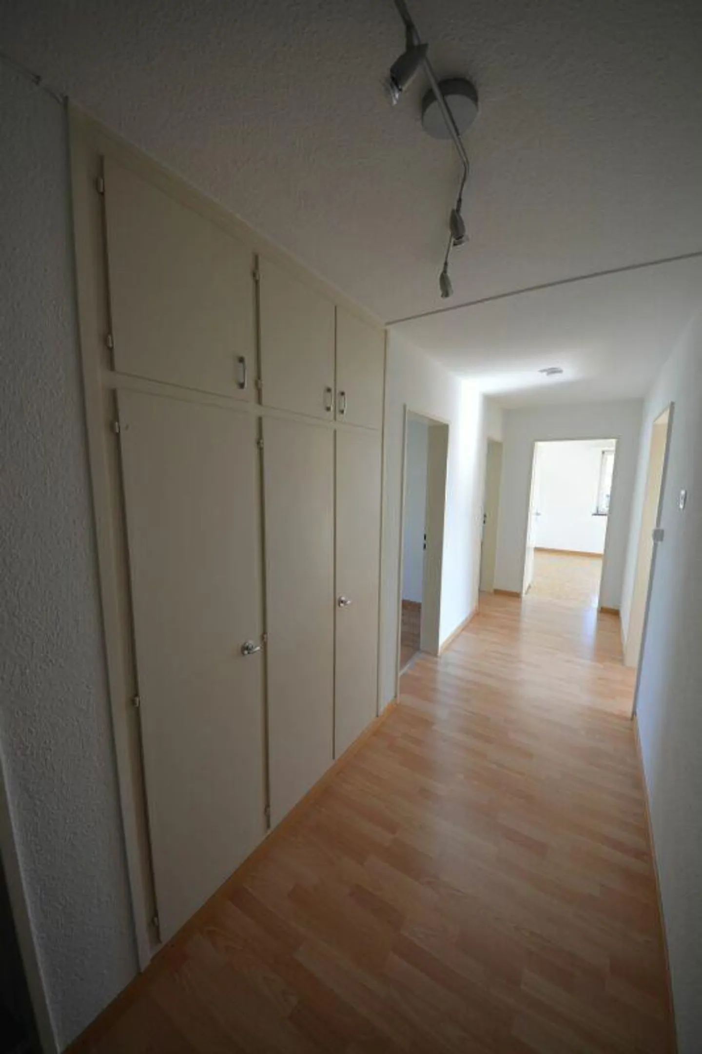 4-room apartment in a central residential area - Photo 6 of 10