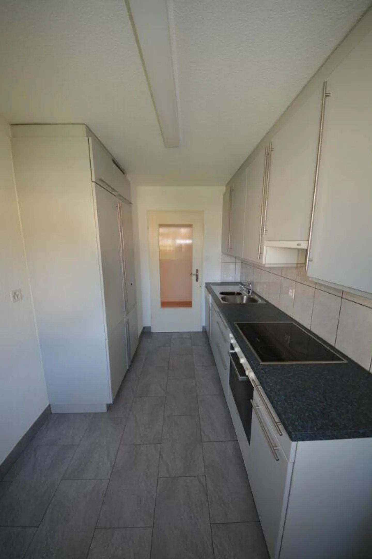 4-room apartment in a central residential area - Photo 7 of 10