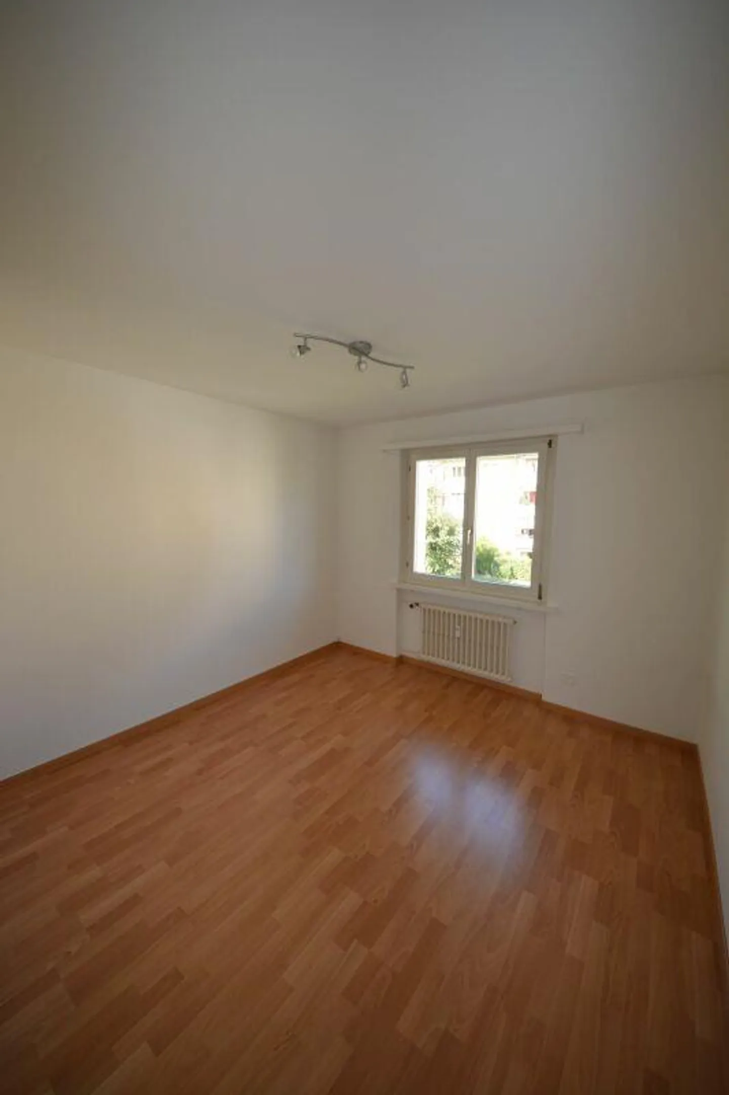 4-room apartment in a central residential area - Photo 2 of 10