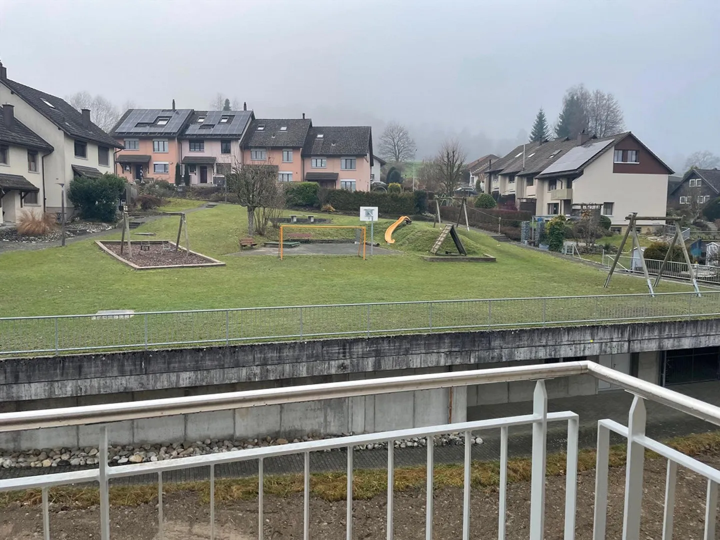 Appartement duplex moderne au 2ème étage - Photo 2 sur 11