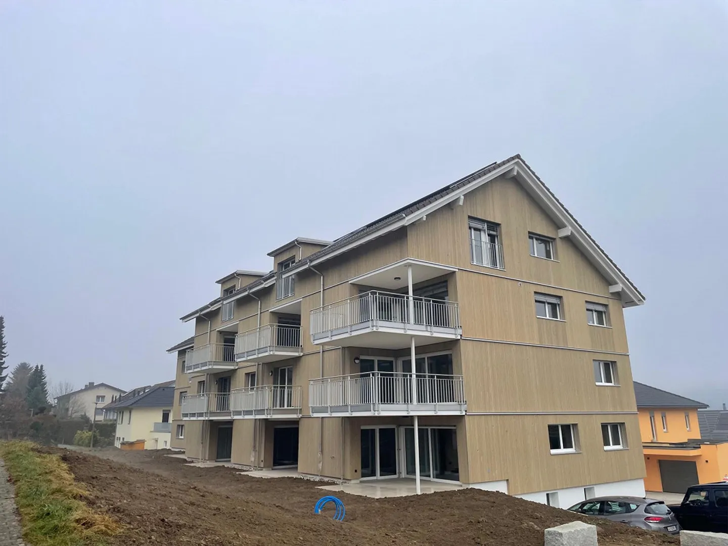 Appartement duplex moderne au 2ème étage - Photo 1 sur 11