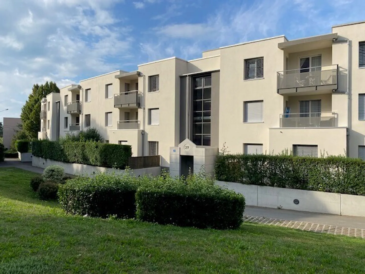 Close to CHUV and highway access - Photo 1 of 1