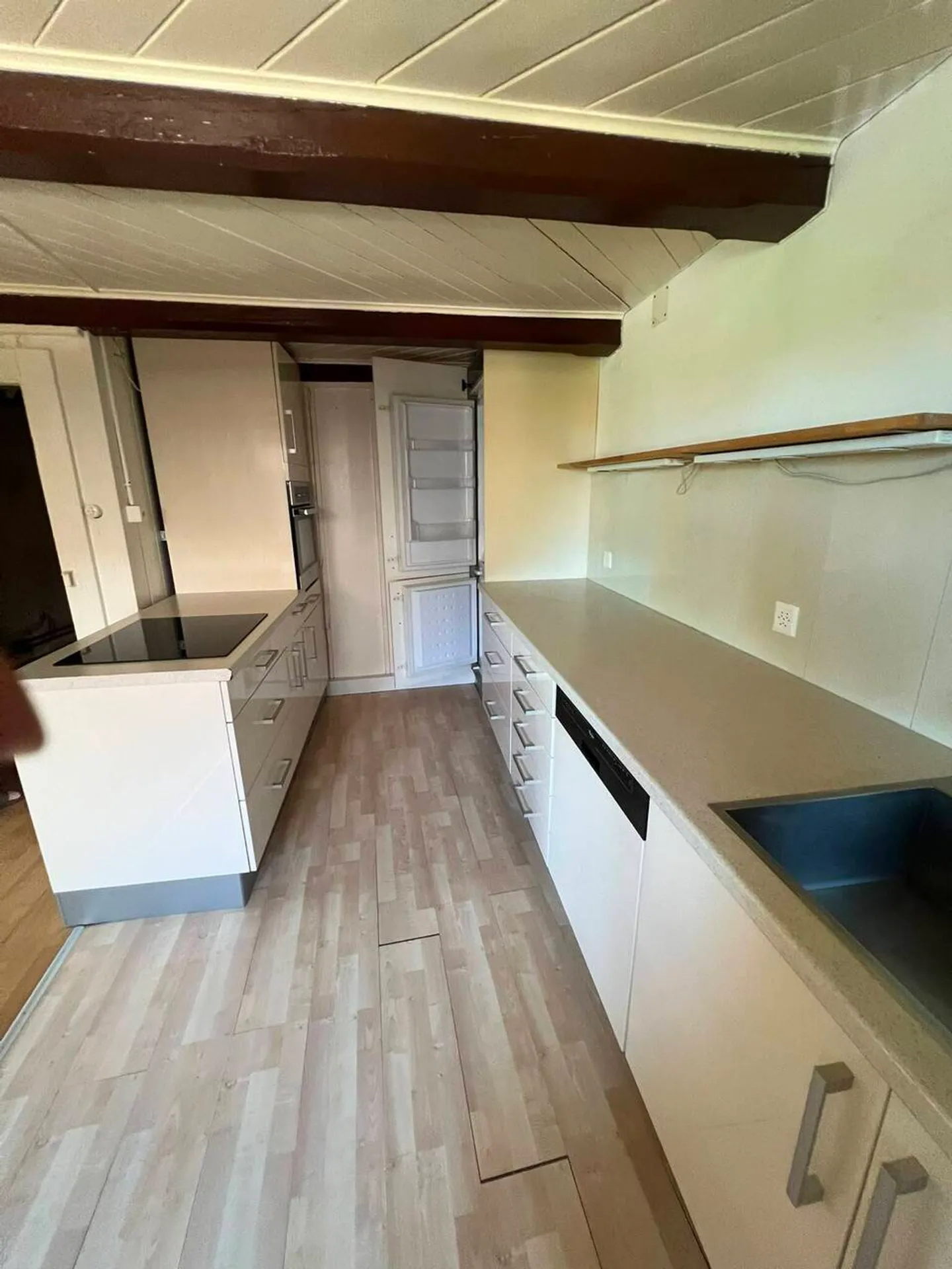 Appartamento di 2,5 stanze completamente ristrutturato - Foto 4 di 11