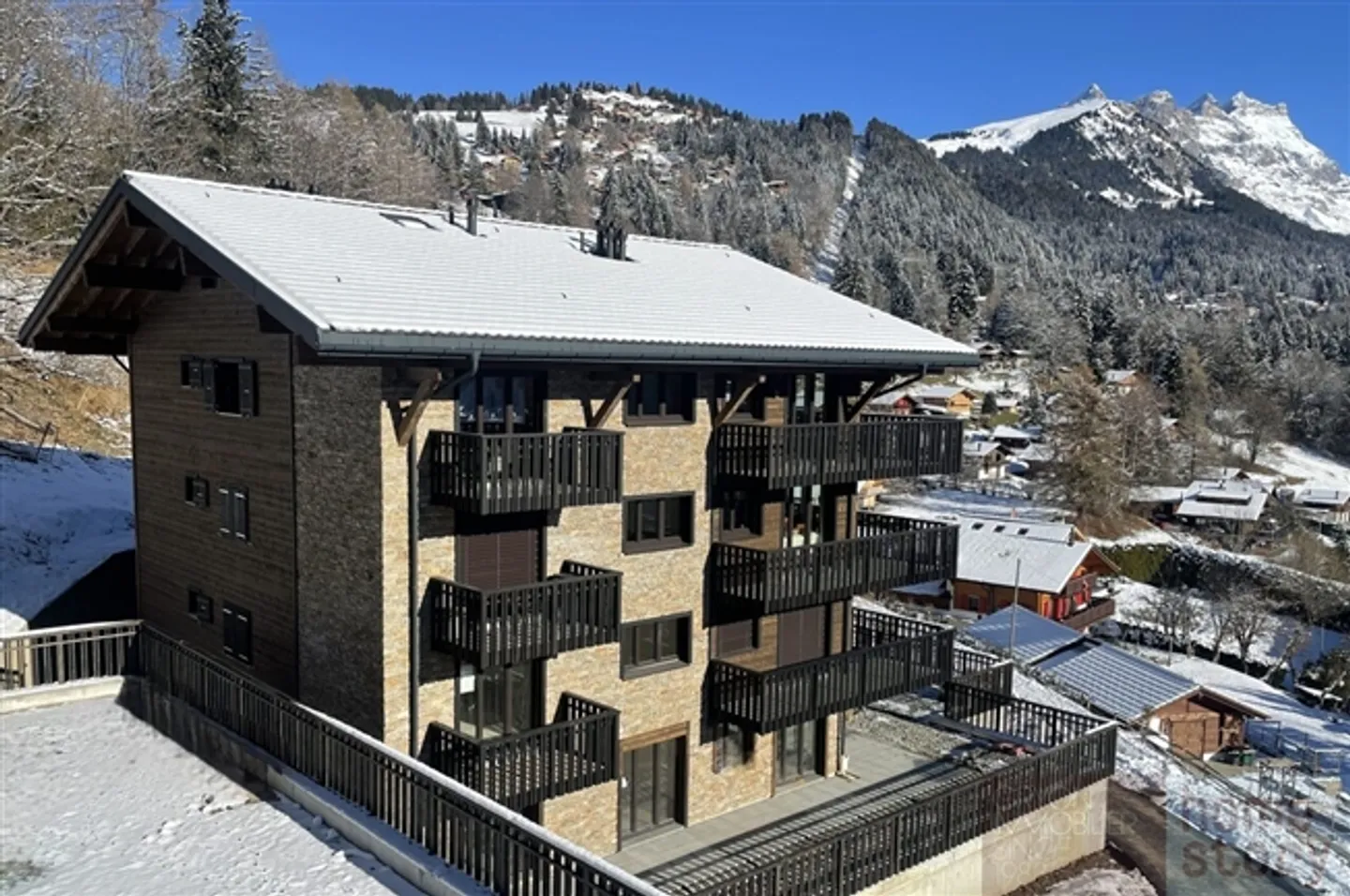 Duplex alpino elegante, 140 m² di superficie abitabile + garage, vicino a Barboleuse - Foto 15 di 15