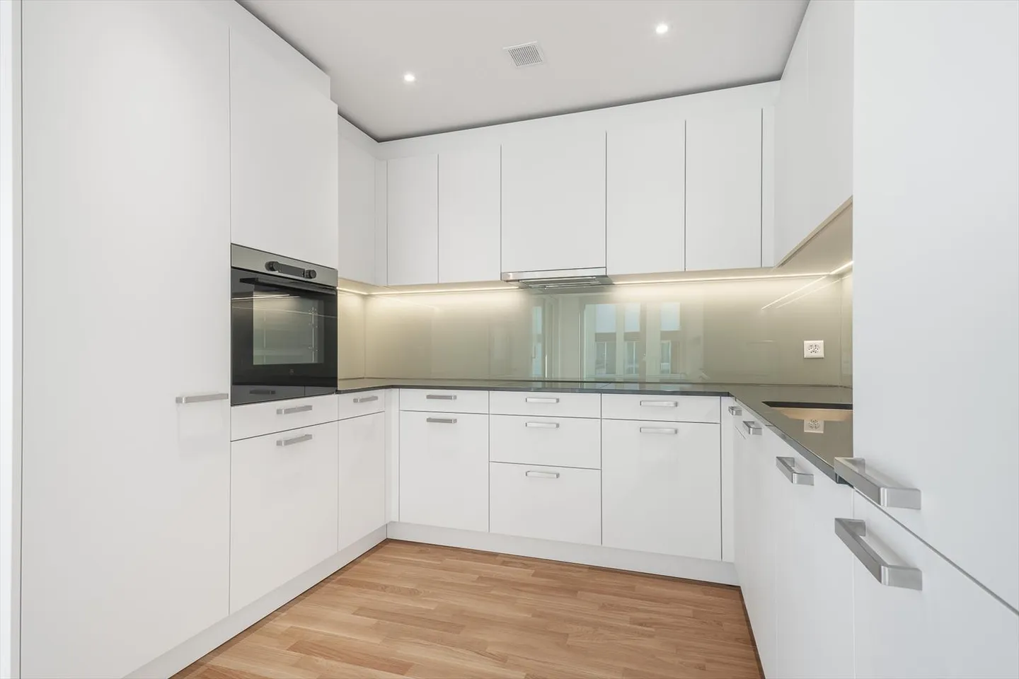 Appartement à louer - Photo 3 sur 11