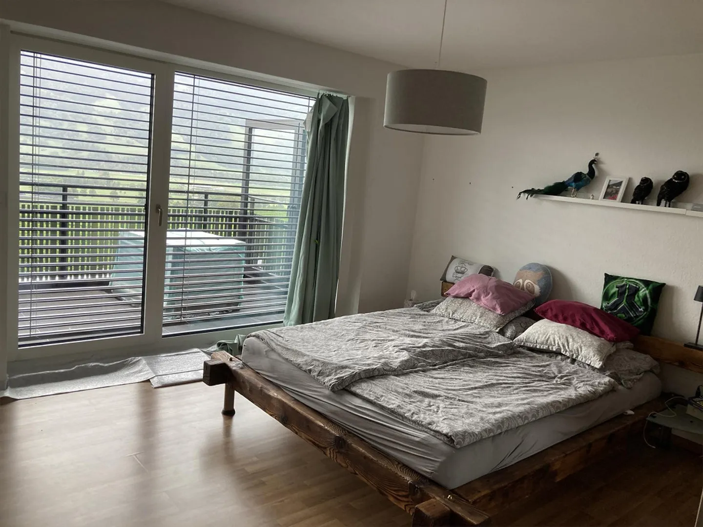 helle 4.5 Zimmerwohnung mit Balkon in Jenins - Photo 5 sur 11
