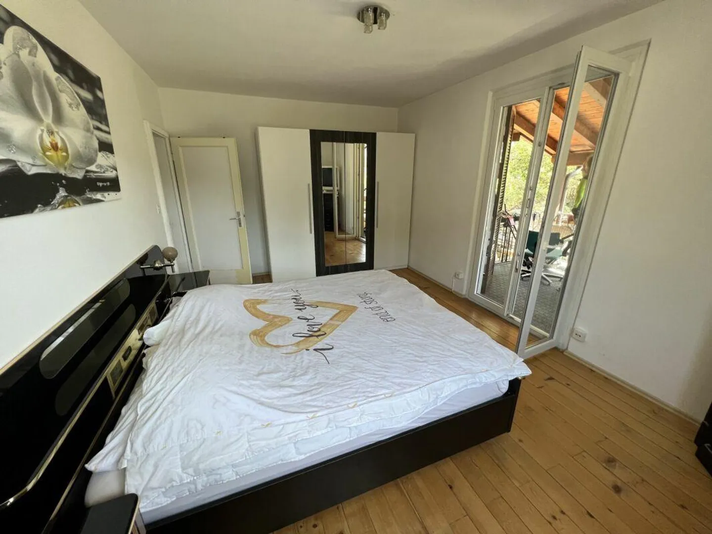 Complexe résidentiel avec maison de 5,5 pièces + appartement de 3,5 et 2,5 pièces - Photo 10 sur 30