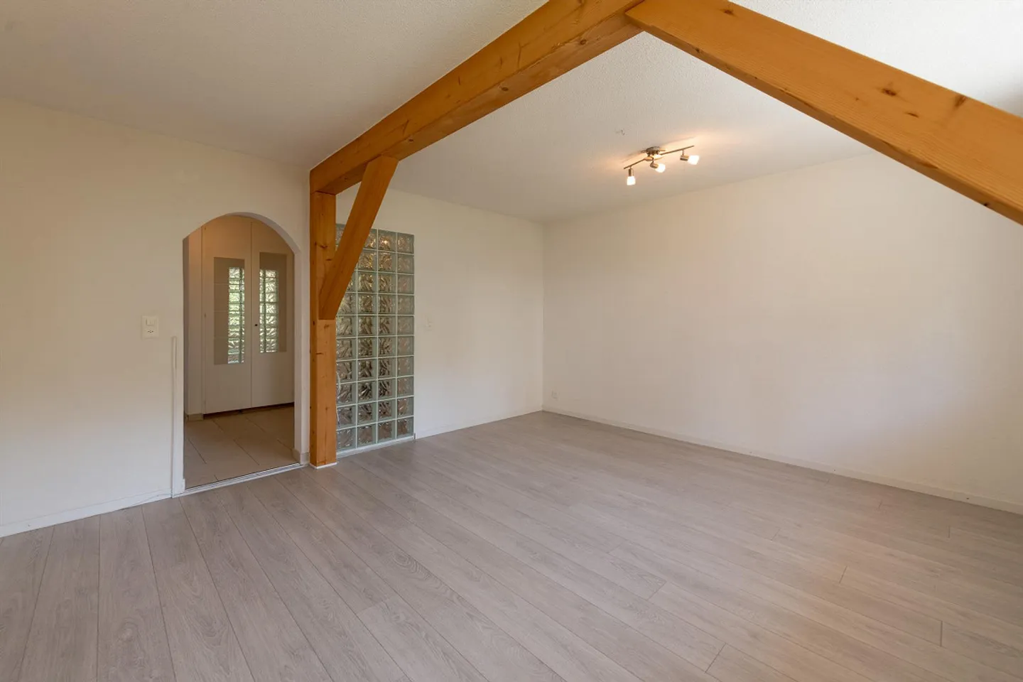 Charmantes Reihenhaus in Gwatt - Foto 12 von 21