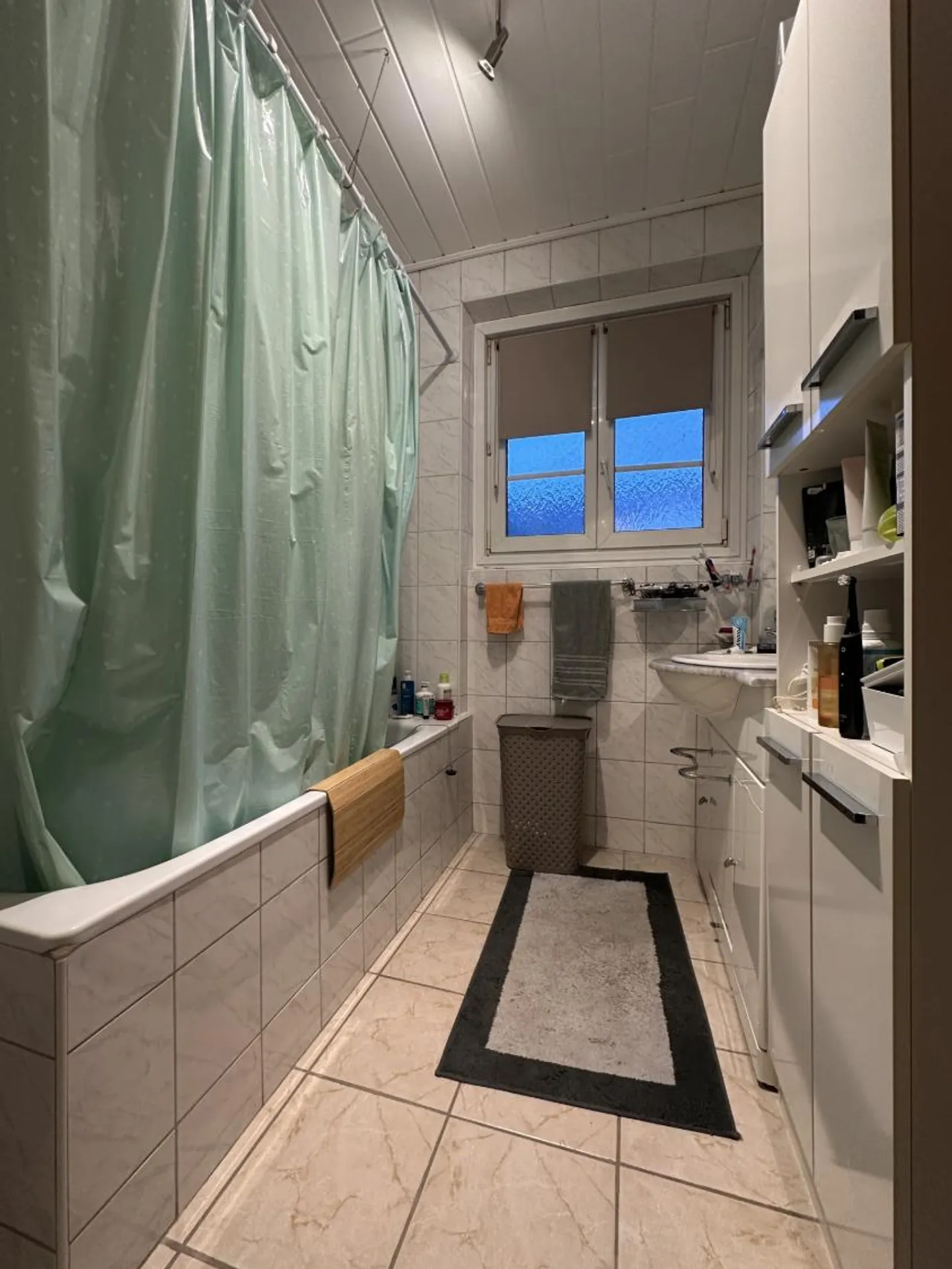 Residential building - Photo 7 of 11